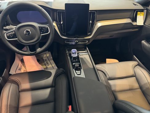 New 2026 Volvo XC60 B5 Ultra w/ Climate Package image 14