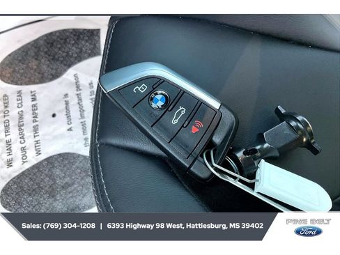 Used 2024 BMW M2 w/ Carbon Package RWD image 9