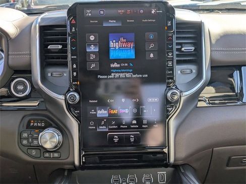 New 2026 Chrysler Pacifica Select image 45