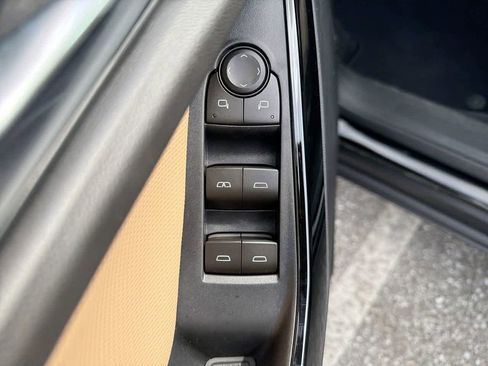 New 2026 Chevrolet Equinox ACTIV w/ Convenience Package III image 16