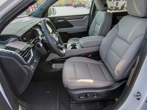 New 2026 GMC Acadia Elevation image 14