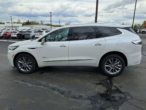 Used 2024 Buick Enclave Avenir w/ Avenir Technology Package AWD/4WD image 11