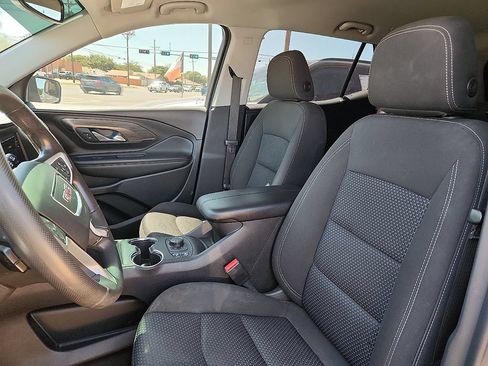 Used 2023 GMC Terrain SLE w/ Driver Convenience Package FWD image 7