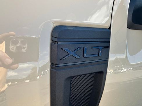 New 2025 Ford Maverick XLT w/ XLT Luxury Package image 12