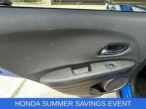 Used 2021 Honda HR-V EX image 11