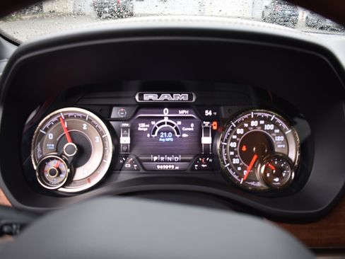 Used 2022 RAM 1500 Limited image 17