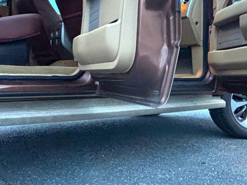 Used 2011 Ford F150 King Ranch image 42