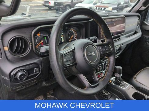 Used 2024 Jeep Wrangler Unlimited Rubicon 392 image 9
