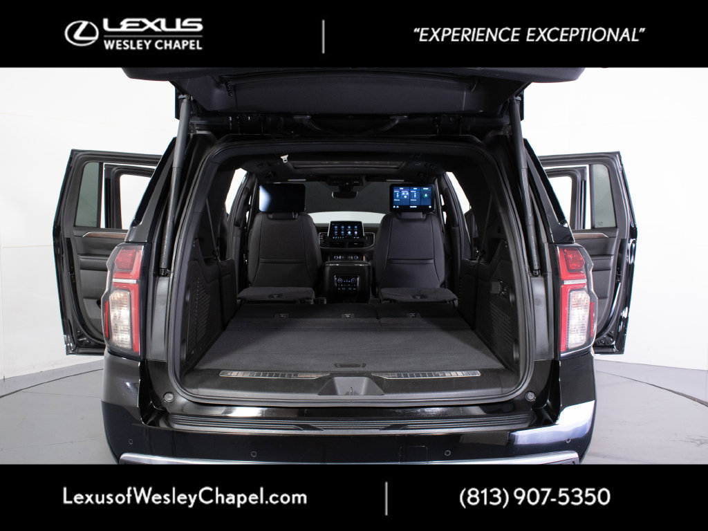 Used 2021 Chevrolet Suburban High Country AWD/4WD image 12
