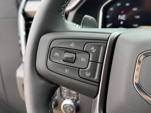 New 2026 GMC Sierra 1500 Denali Ultimate w/ LPO, Black Badging Package AWD/4WD image 12