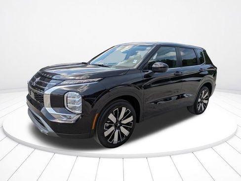 New 2026 Mitsubishi Outlander SE FWD image 8