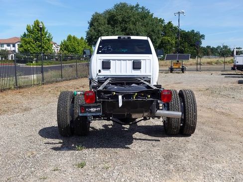 New 2026 RAM 5500 Tradesman AWD/4WD image 6