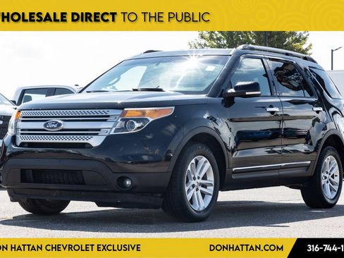 Used 2014 Ford Explorer XLT w/ Equipment Group 202A AWD/4WD image 1