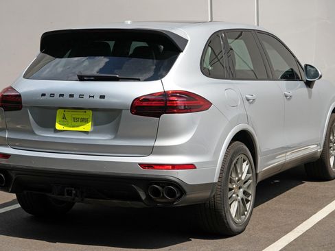 Used 2017 Porsche Cayenne Platinum Edition AWD/4WD image 51