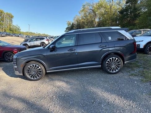 New 2026 Hyundai Palisade Calligraphy image 2