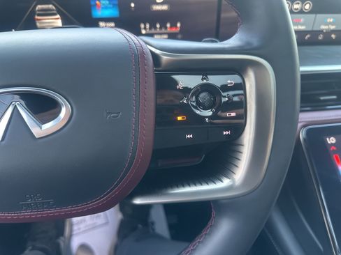 Used 2025 INFINITI QX80 Autograph w/ Autograph Exterior Package image 38