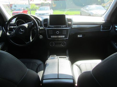 Used 2016 Mercedes-Benz GLE 350 w/ Premium Package image 13