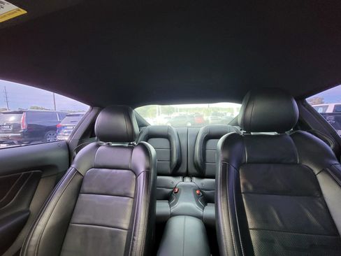 Used 2018 Ford Mustang GT Premium w/ GT Performance Package RWD image 15