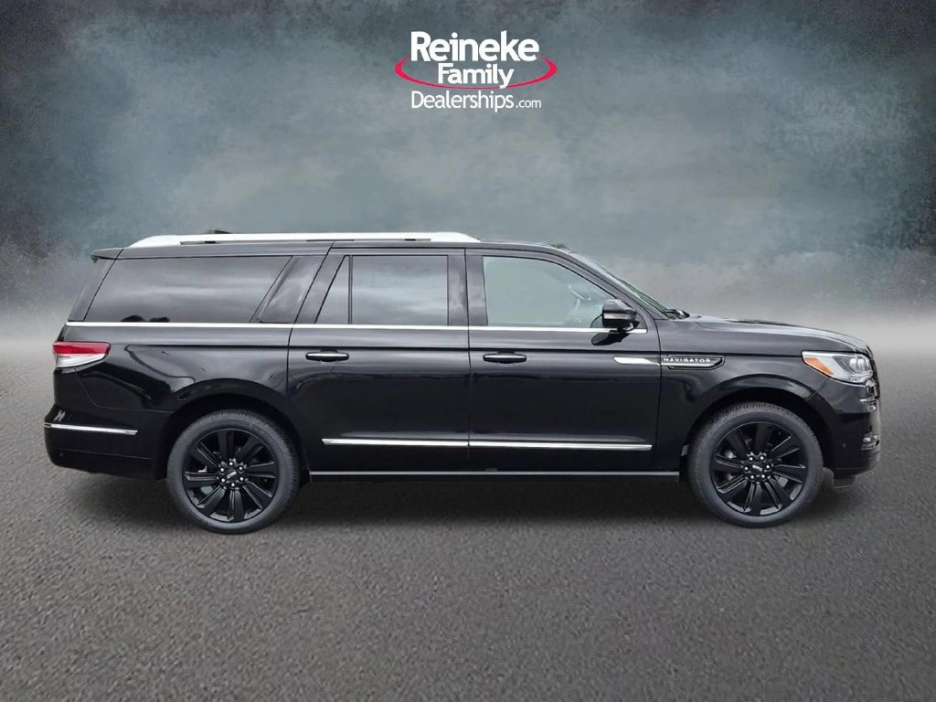 Used 2023 Lincoln Navigator L Reserve w/ Equipment Group 201A AWD/4WD image 5