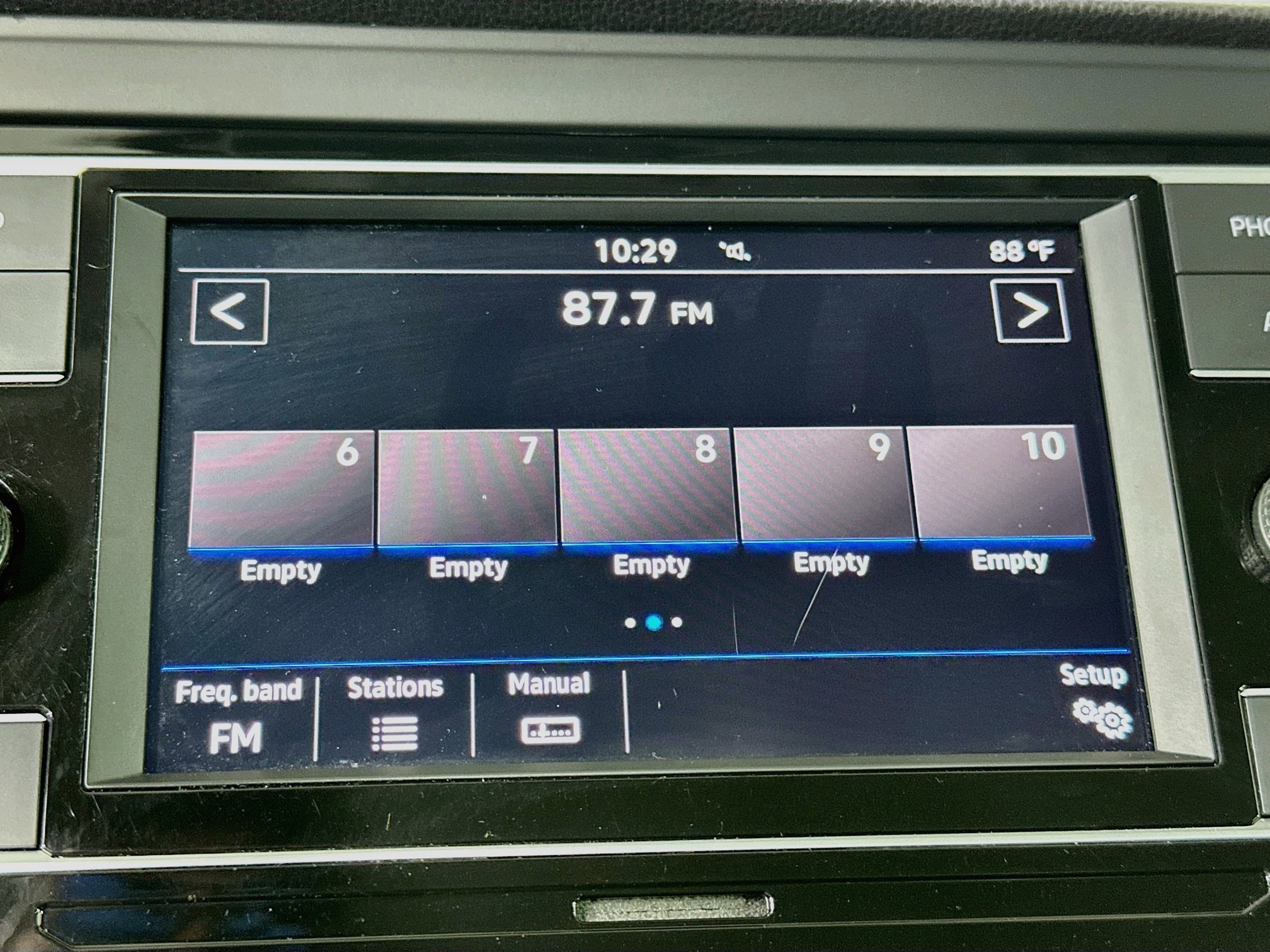 Used 2019 Volkswagen Jetta SE w/ Cold Weather Package FWD image 21