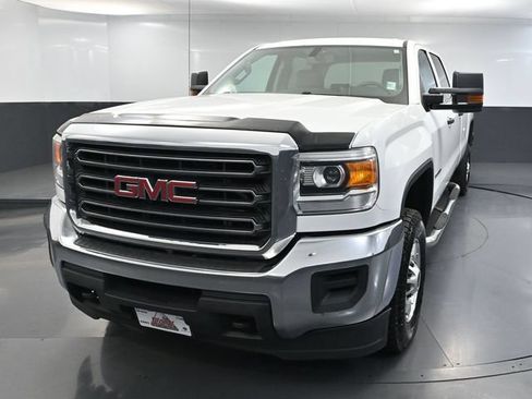 Used 2015 GMC Sierra 2500 4x4 Crew Cab image 11