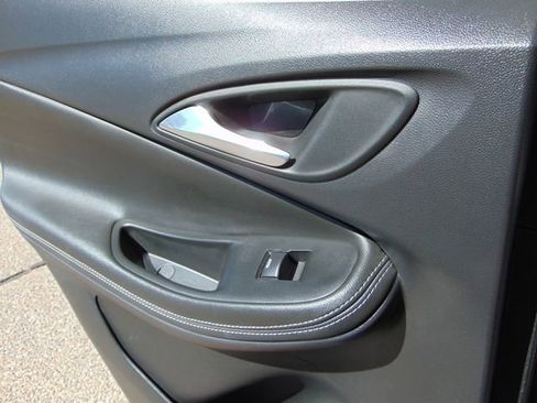Used 2025 Buick Encore GX Preferred FWD image 23