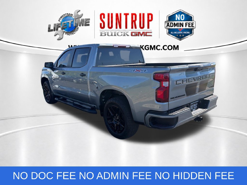 Used 2023 Chevrolet Silverado 1500 Custom w/ Rally Edition AWD/4WD image 3