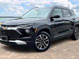 Used 2024 Chevrolet TrailBlazer LT w/ Convenience Package image 3