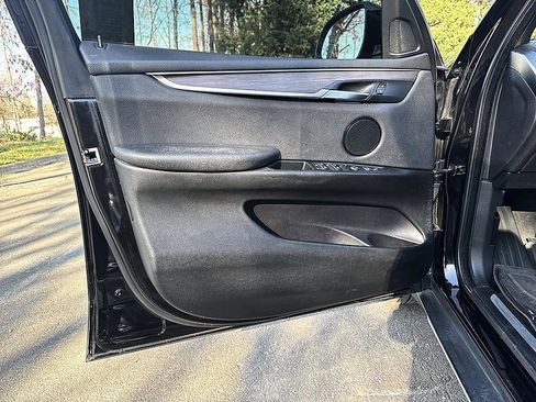 Used 2018 BMW X5 xDrive35i image 9