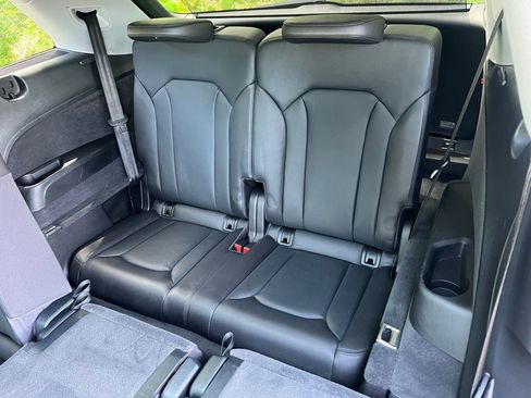 Used 2017 Audi Q7 3.0T Prestige AWD/4WD image 15