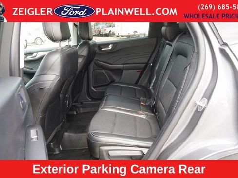 Used 2022 Ford Escape SEL image 12