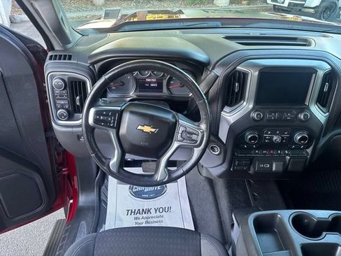 Used 2021 Chevrolet Silverado 1500 LT AWD/4WD image 21
