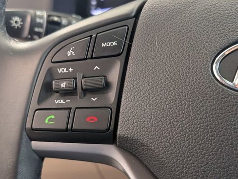 Used 2017 Hyundai Tucson Limited image 22