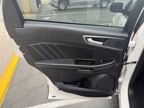 Used 2019 Ford Edge ST w/ Cold Weather Package AWD/4WD image 12
