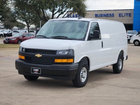 New 2025 Chevrolet Express 2500 w/ Driver Convenience Package image 10