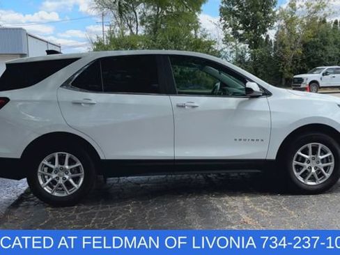 Used 2024 Chevrolet Equinox LT w/ LPO, Floor Liner Package FWD image 9