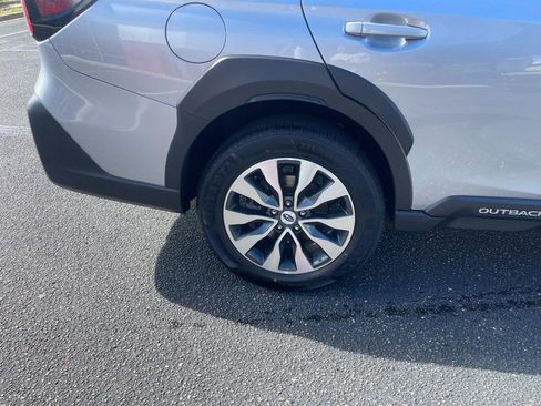 Used 2023 Subaru Outback Limited XT AWD/4WD image 8