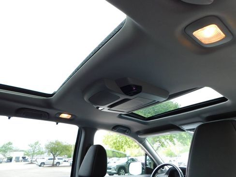 Used 2020 Honda Pilot Elite image 8