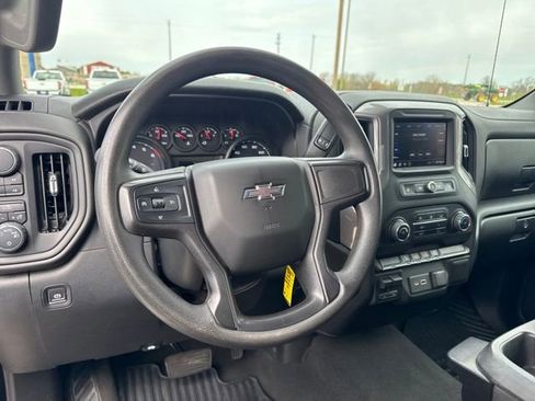 Used 2021 Chevrolet Silverado 1500 Custom Trail Boss AWD/4WD image 24