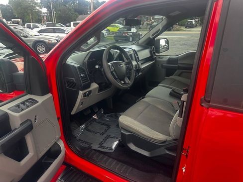 Used 2015 Ford F150 XL w/ Equipment Group 101A Mid AWD/4WD image 9