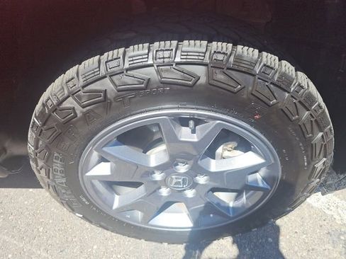 Used 2024 Honda Passport TrailSport image 18