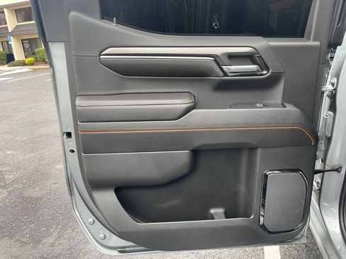 Used 2023 GMC Sierra 1500 AT4 w/ Technology Package image 42