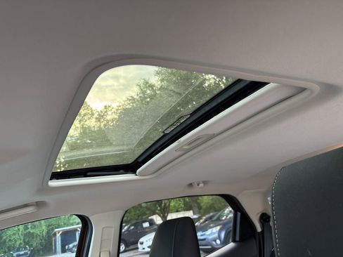 Used 2018 Ford EcoSport SE w/ SE Convenience Package FWD image 4