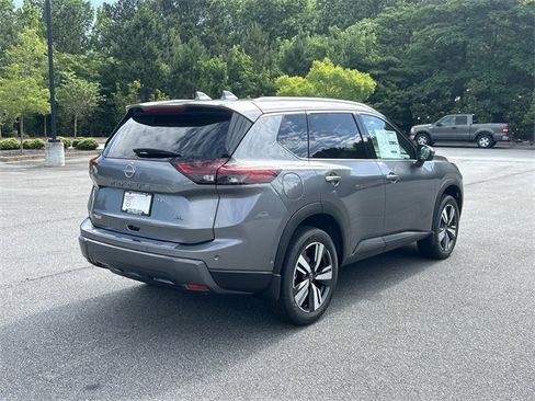 New 2025 Nissan Rogue SL w/ Tech Package image 8
