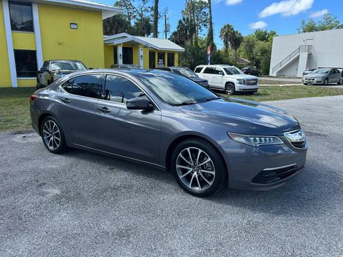 Used 2017 Acura TLX V6 w/ Technology Package FWD image 24