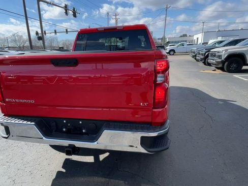 New 2026 Chevrolet Silverado 1500 LT image 9