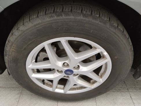 Used 2024 Ford Edge SEL image 31