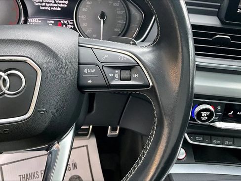 Used 2019 Audi SQ5 Premium w/ Convenience Package image 18