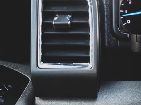 Used 2018 Ford F250 XLT image 10