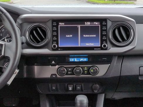 Used 2021 Toyota Tacoma SR5 RWD image 18